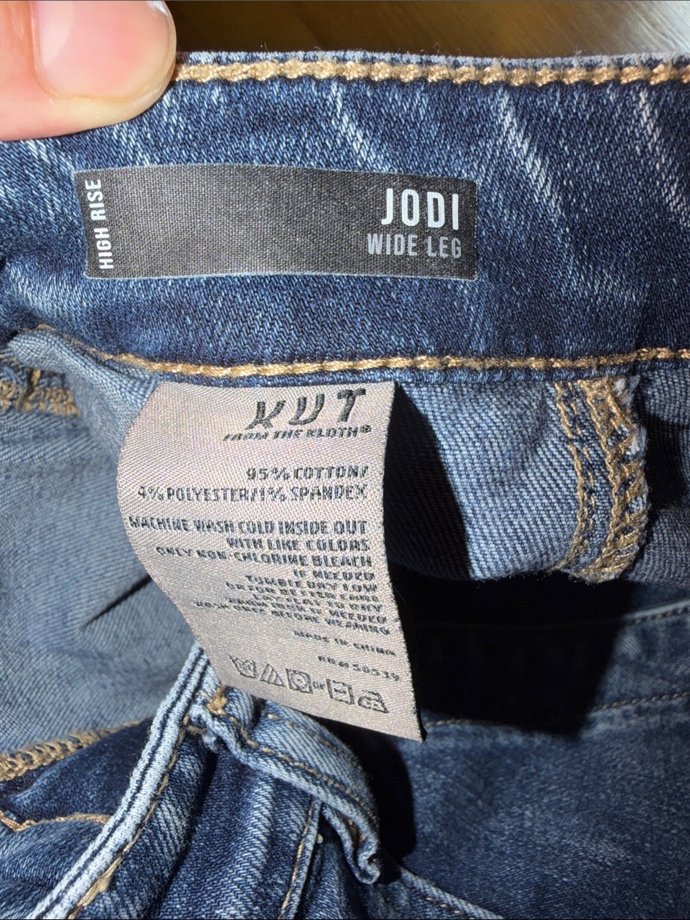 Kut from the Kloth Women's Dark Blue Boot-Cut Cargo Jeans - Picture 8 of 8